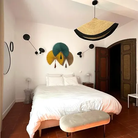 Grande Maison Familiale Village * Лёкат