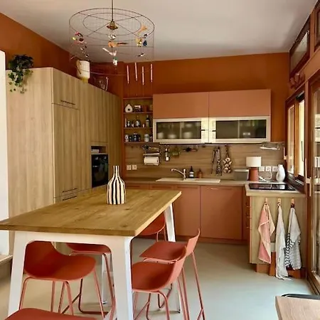 Holiday home Grande Maison Familiale Village *